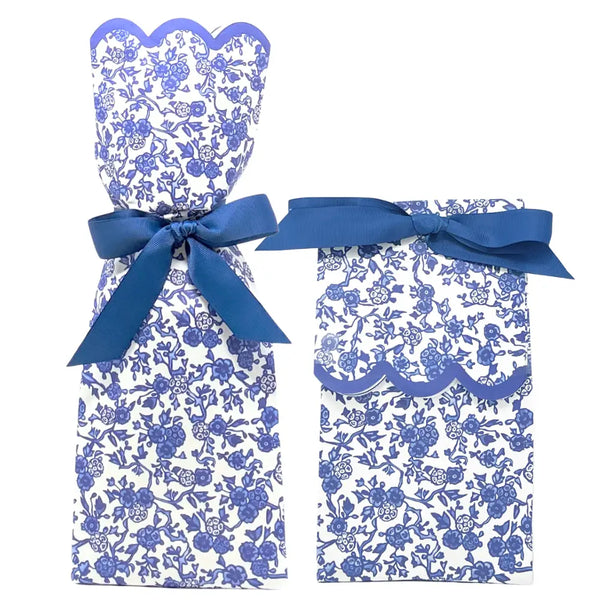 Blue Chinoiserie Wine and Gift Bag Set